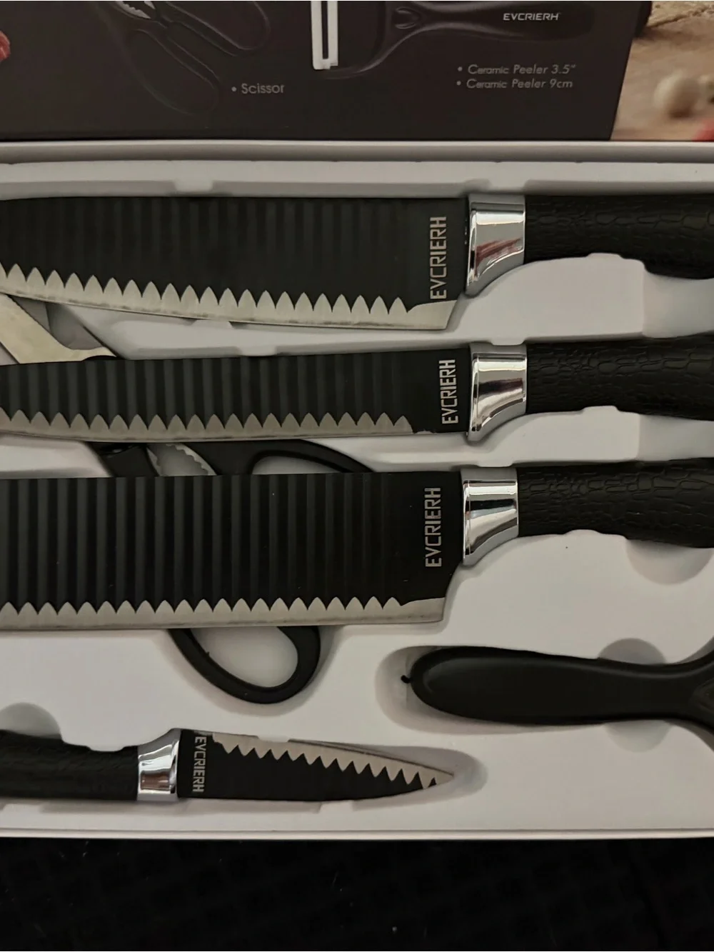 EYCRIERH 6-Piece Black Serrated Knife Set